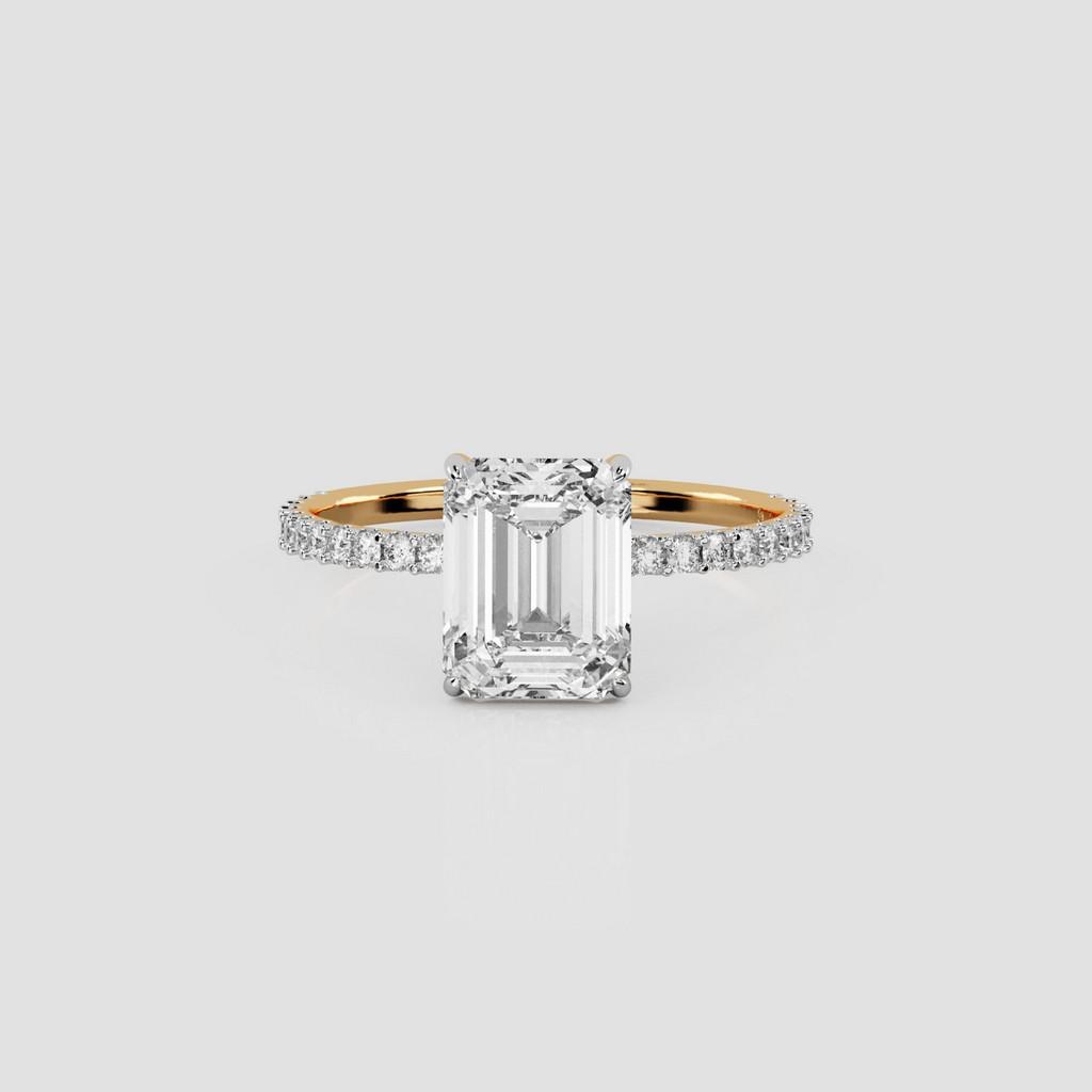 Emerald Luminance Ring