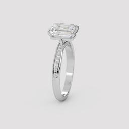 Emerald Majesty Ring