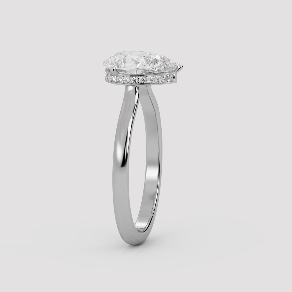 Pear Hidden Halo